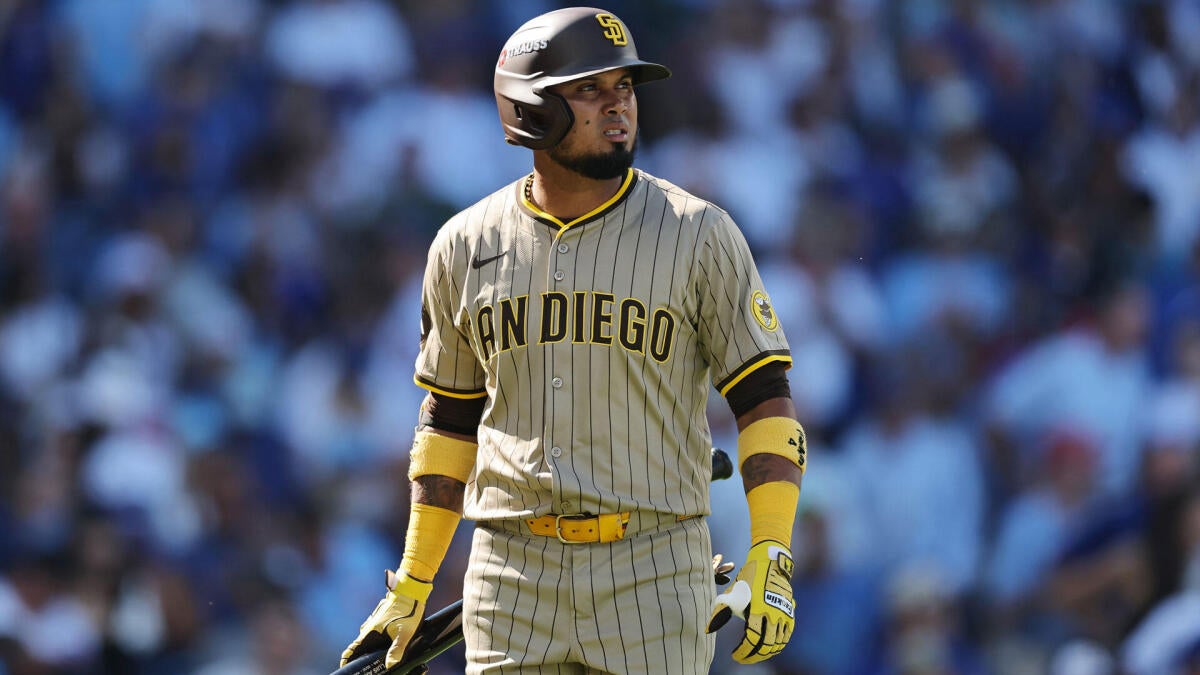 Luis Arraez signs with Giants: Three-time batting champ joins San Francisco as free agent