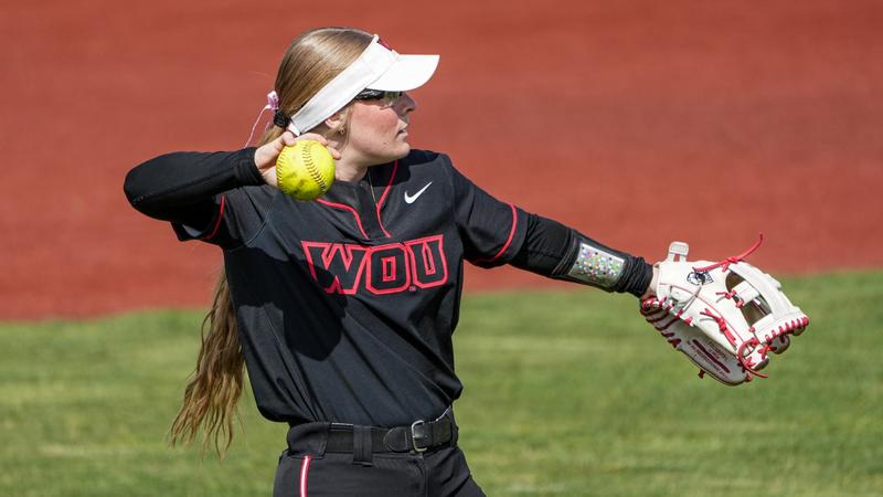 Hommel goes 4-for-4, but Wolves fall in extras to San Francisco State