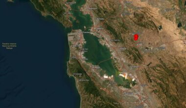 Earthquakes strike the San Francisco Bay Area