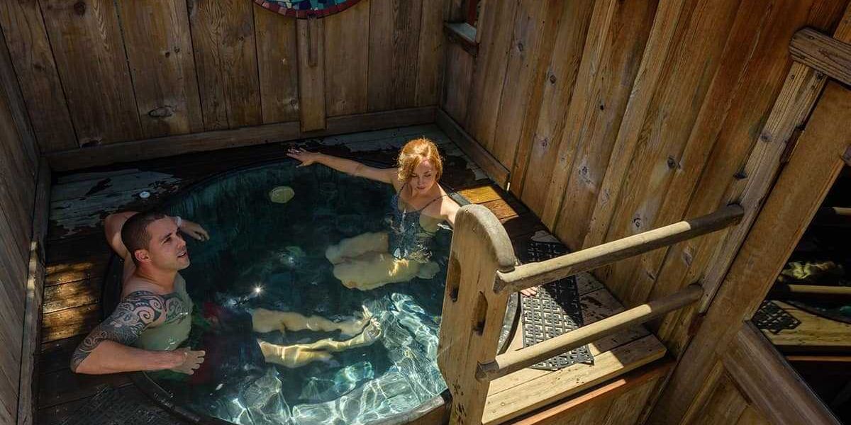 5 Romantic Couples Baths Near San Francisco