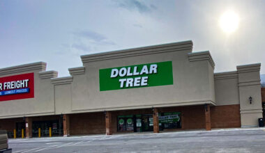 Dollar Tree Celebrated Grand Opening In California On Feb. 1