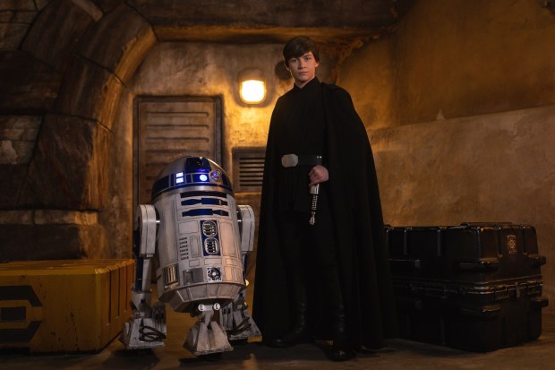 The Luke Skywalker meet-and-greet character in Star Wars: Galaxy's Edge at Disneyland. (Courtesy of Disneyland)