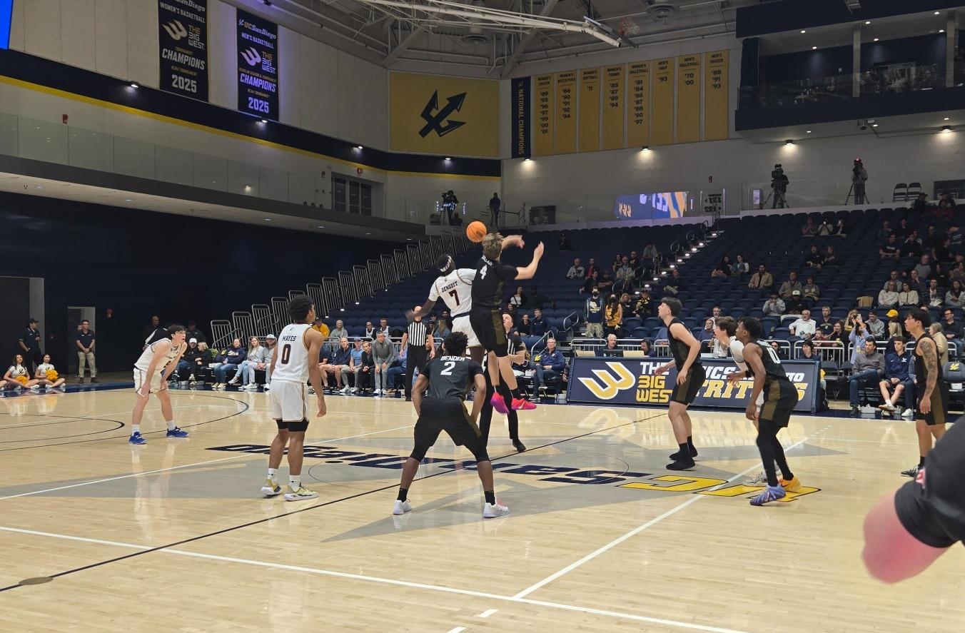 California State University at Fullerton Logo