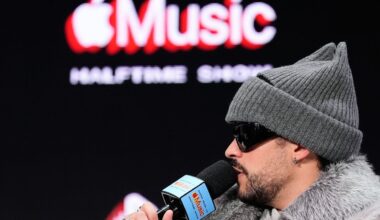 Bad Bunny look-alike contest in San Francisco draws hundreds of fans