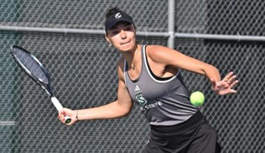 WOMEN’S TENNIS CLIPS COUGARS IN COMEBACK WIN