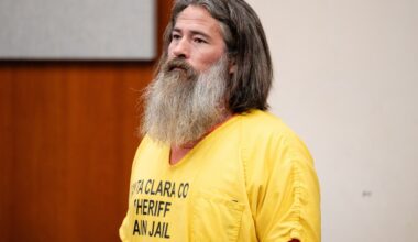 Richard Tillman pleads guilty to firebombing San Jose post office