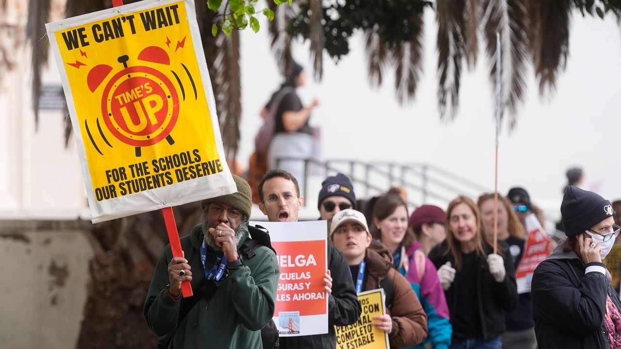 San Francisco parents scramble as teachers strike leaves 50,000 students out of school