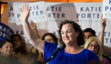 Crowded Democratic field in California governor's race might provide a rare opening for the GOP