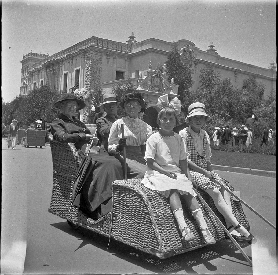 'Straw Hat Day' brings sun and celebration to San Diego