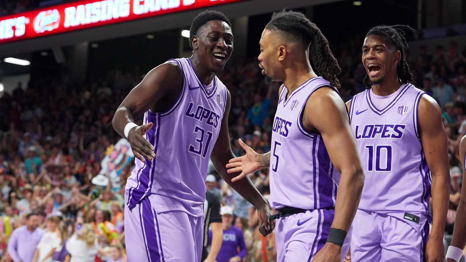 Phoenix, AZ Feb.11, 2026:  The Lopes rally from a 20-point deficit only to fall 64-70 against New Mexico at Global Credit Union Arena. David Kadlubowski/GCU