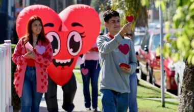 Nonprofits, volunteers, others help ‘Spread the Love’ in Long Beach – Press Telegram
