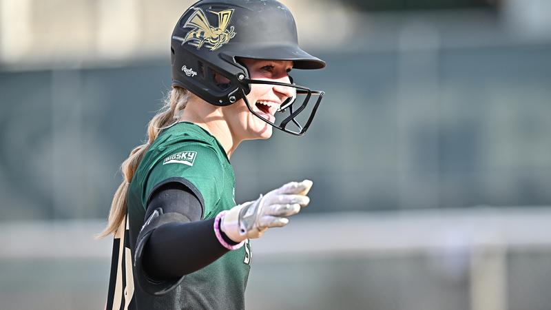 RAAB’S TWO-OUT, WALKOFF DOUBLE PROVIDES SOFTBALL’S 5-4 WIN OVER SOUTH DAKOTA