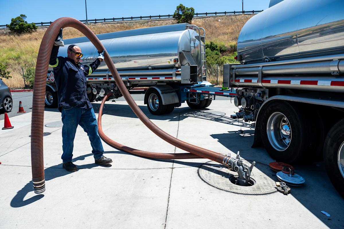 Gasoline-Starved California Is Turning to Fuel From the Bahamas