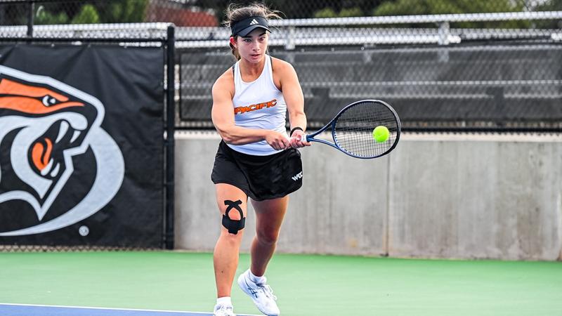 Women’s Tennis Falls in Sunday Match to Sacramento State