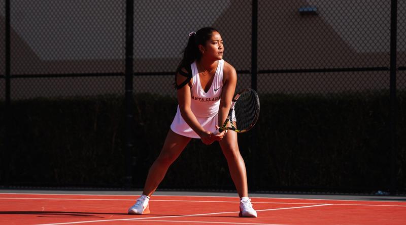 Women's Tennis Loses Road Contests at Cal State Fullerton and Long Beach State