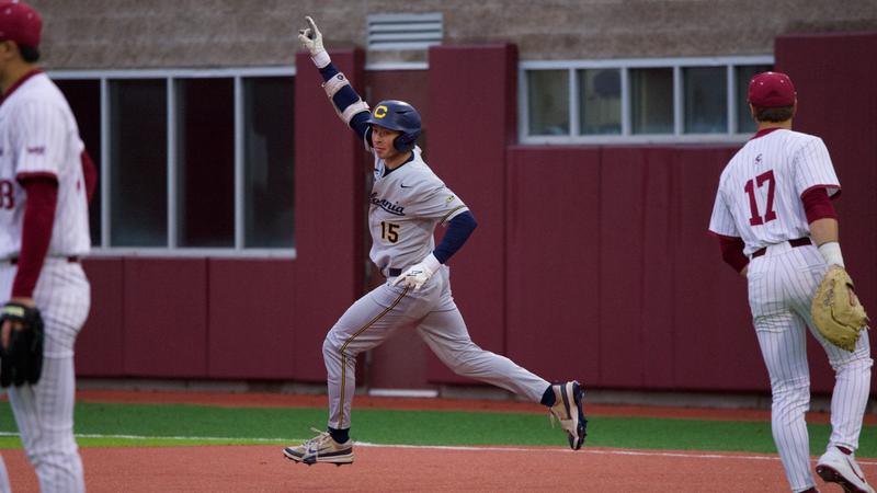 Miscues Plague Bears In Series Finale