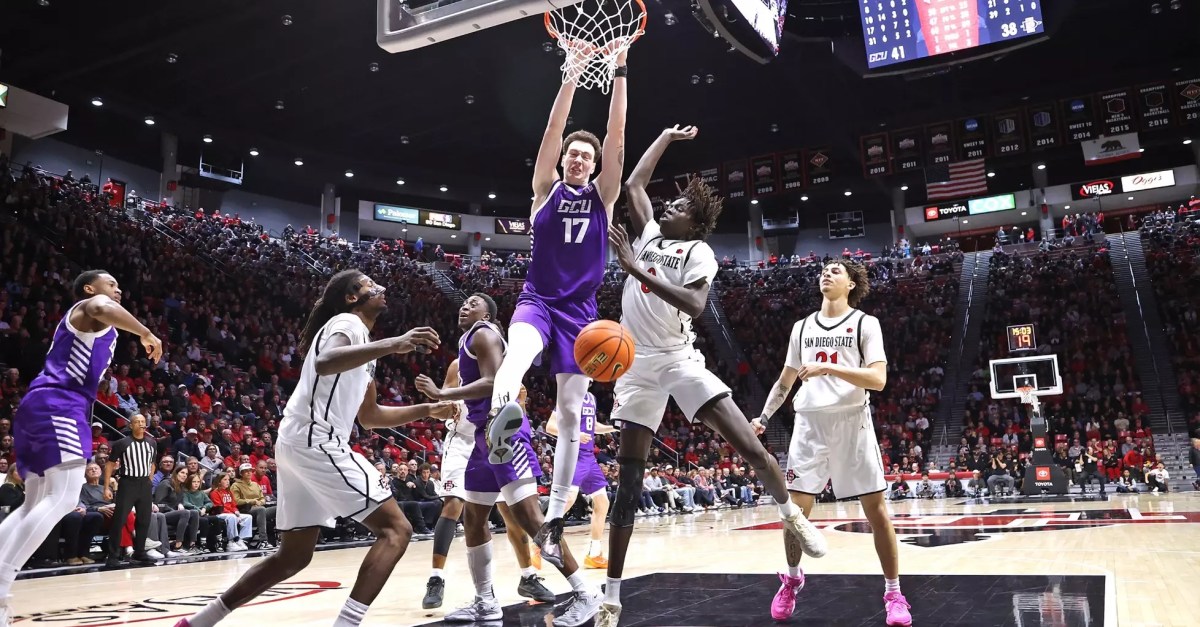 Grand Canyon Stuns San Diego State at Viejas, Shakes Up Mountain West Race