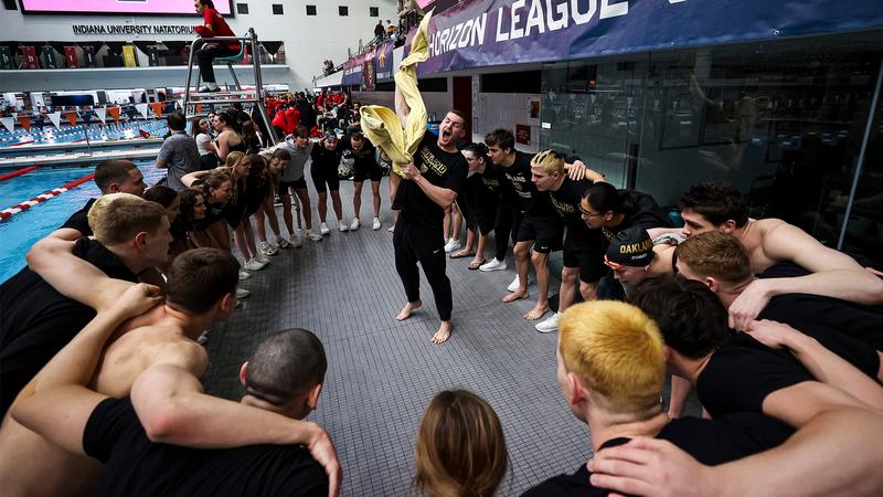 Golden Grizzlies Impress on Day One of Horizon League Championships