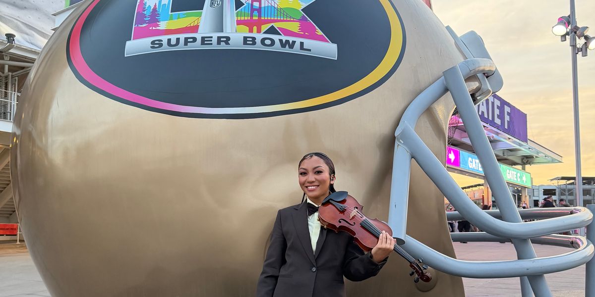 Super Bowl Halftime Show Violinist Rose Crelli