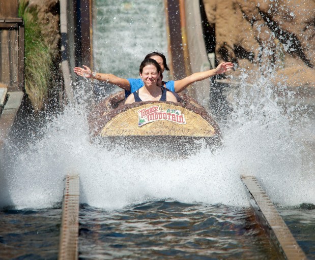Patrons stay cool on the Timber Mountain Log Ride at Knott's Berry Farm in Buena Park. (Photo by Ken Steinhardt, Orange County Register/SCNG)
