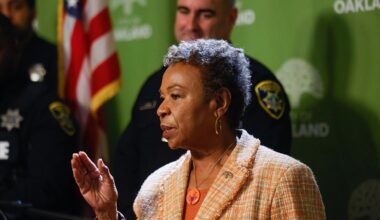 Oakland mayor's SUV stolen from City Hall parking lot, suspect arrested: police