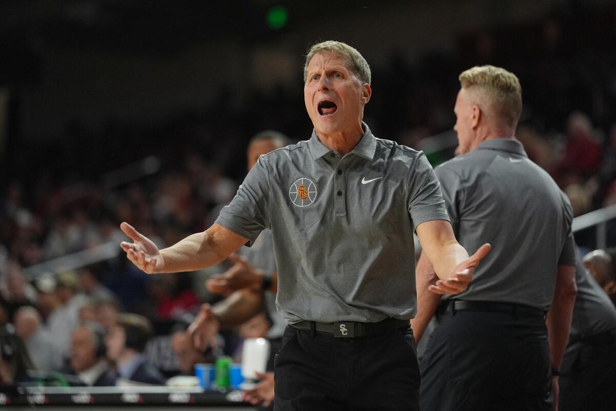USC coach Eric Musselman reacts after a play during the Trojans' loss to Oregon Saturday at the Galen Center.