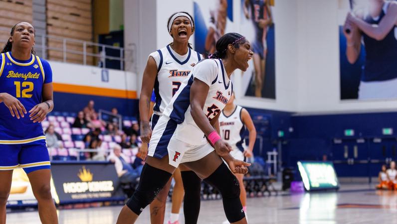 Jone's Second 20/20 Game Leads Titans Over Roadrunners