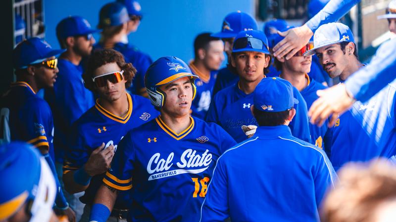 Bakersfield Breaks Out in 15-2 Rout of Long Beach State