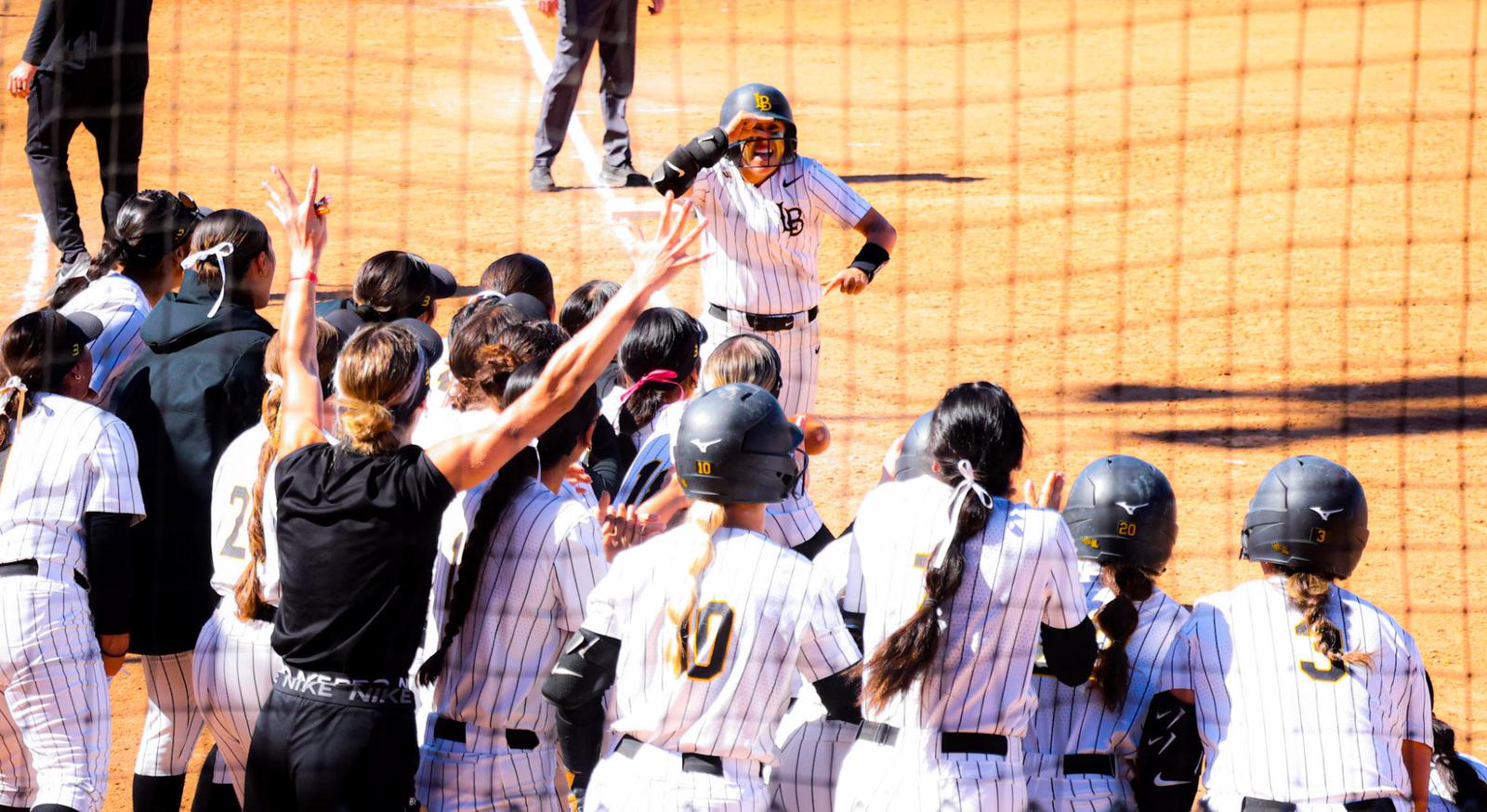 Long Beach State Stuns No. 4 Oklahoma In First Signature Win Under Kendall Fearn