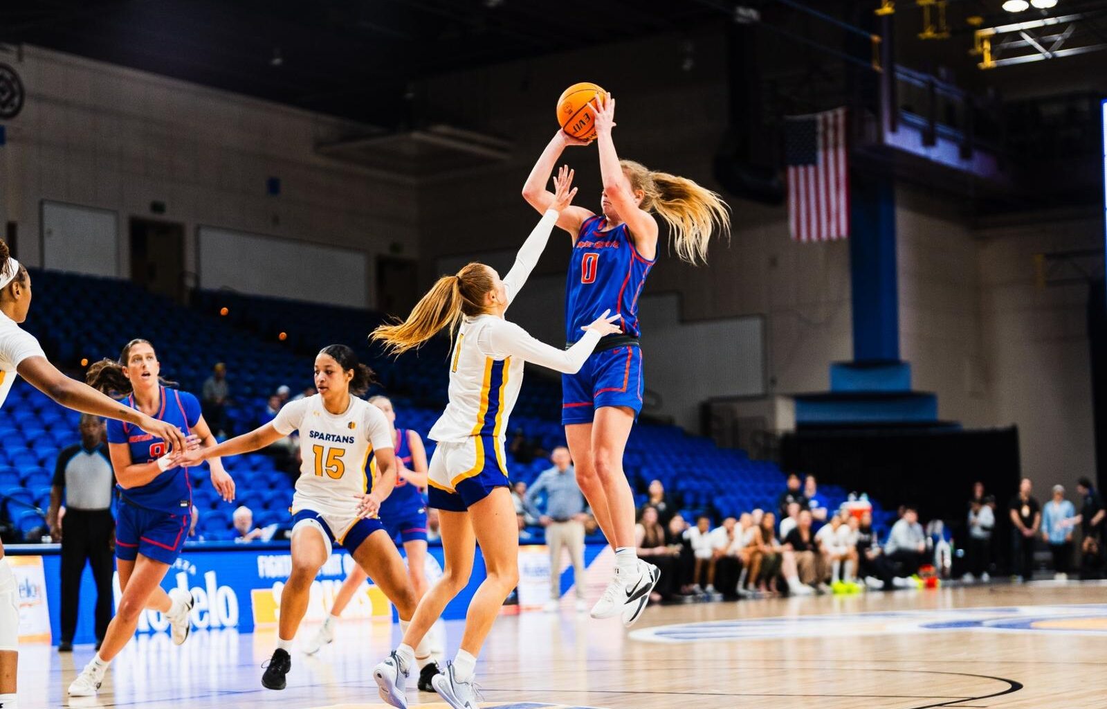 Thompson Leads Broncos to Dominant Victory