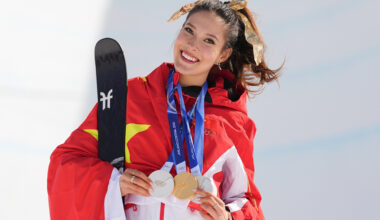 Winter Olympics: San Francisco native Eileen Gu finds gold on the halfpipe to make it 6 medals in 6 Olympic events over her career