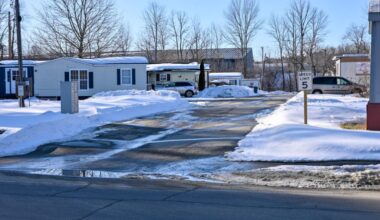 ​Facing lot rent increases, Oakland mobile home park residents seek help​Oakland mobile home part residents ask for rent stabilization ordinance