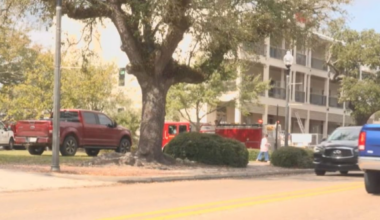 Gas line rupture forces evacuation of Long Beach business