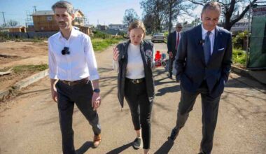 In Palisades, a Rick Caruso-led tour with San Jose’s Mayor Matt Mahan becomes forum for fire recovery challenges – The Mercury News