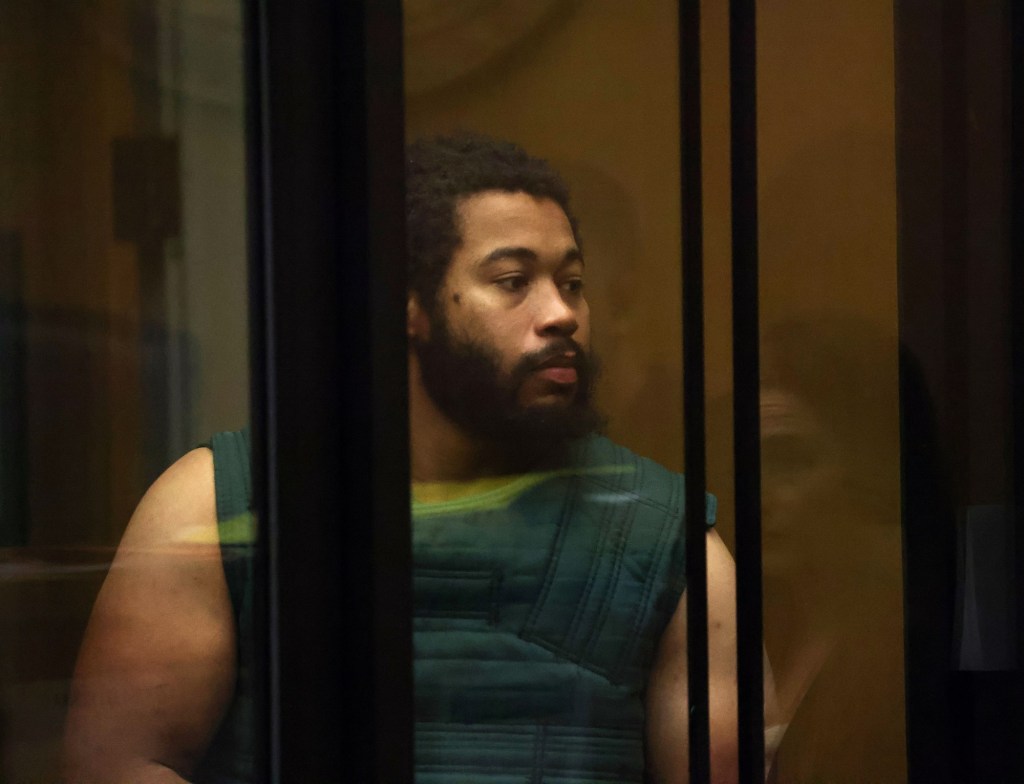 3 clinicians cast doubt on mental fitness of Oakland football legend John Beam's suspected killer