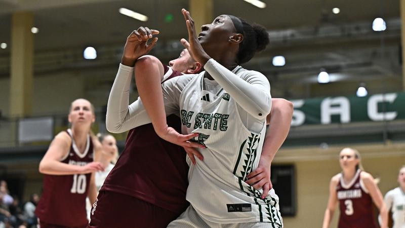 WOMEN’S BASKETBALL FETES SENIORS BEFORE HOSTING BOBCATS