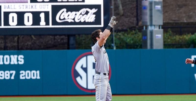 Golden Grizzlies Fall to No. 9/11 Georgia at Foley Field