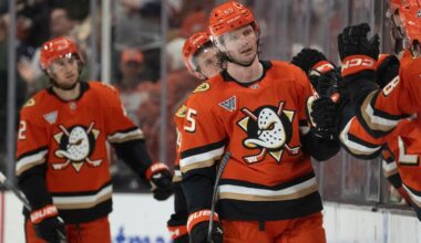 Kreider beats Hellebuyck in OT to lift the Ducks past the Jets, 5-4