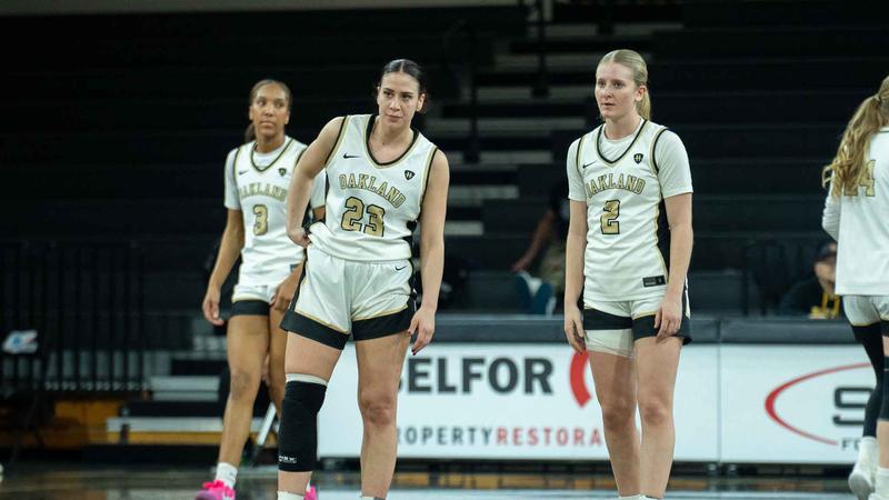 Baxter nears Double-Double as Oakland Falls to Vikings in Regular Season Finale