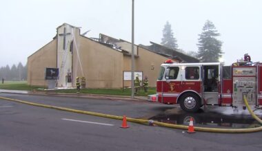 Fire breaks out at church in Tulare