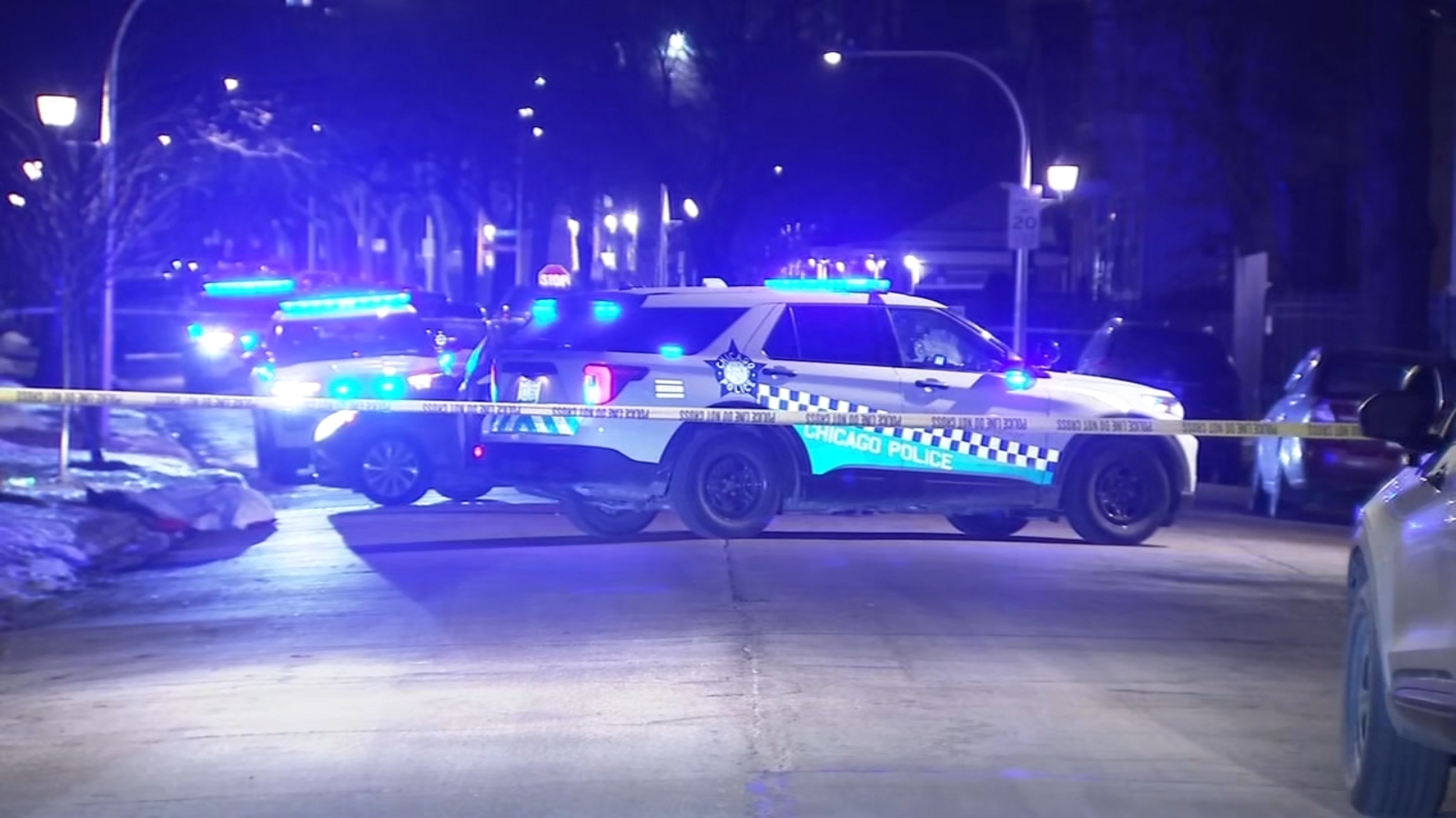 Oakland, Chicago shooting: Man found dead near 37th and Lake Park, by vehicle from Lakeview carjacking, ID'd as Damon Kellum