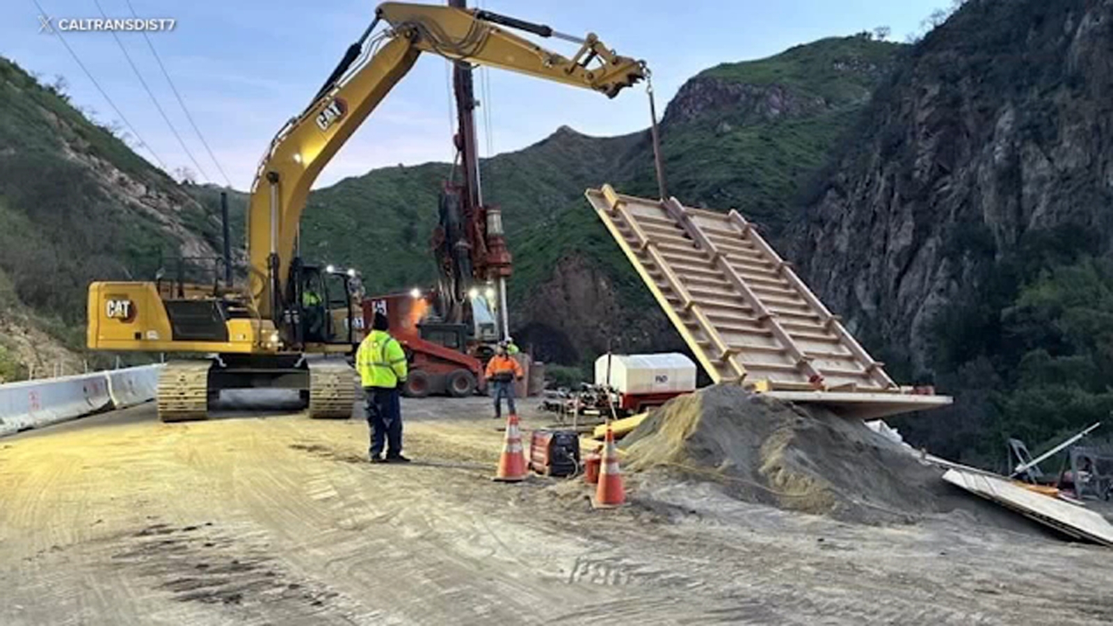 Stretch of Topanga Canyon Boulevard to close ahead of storm