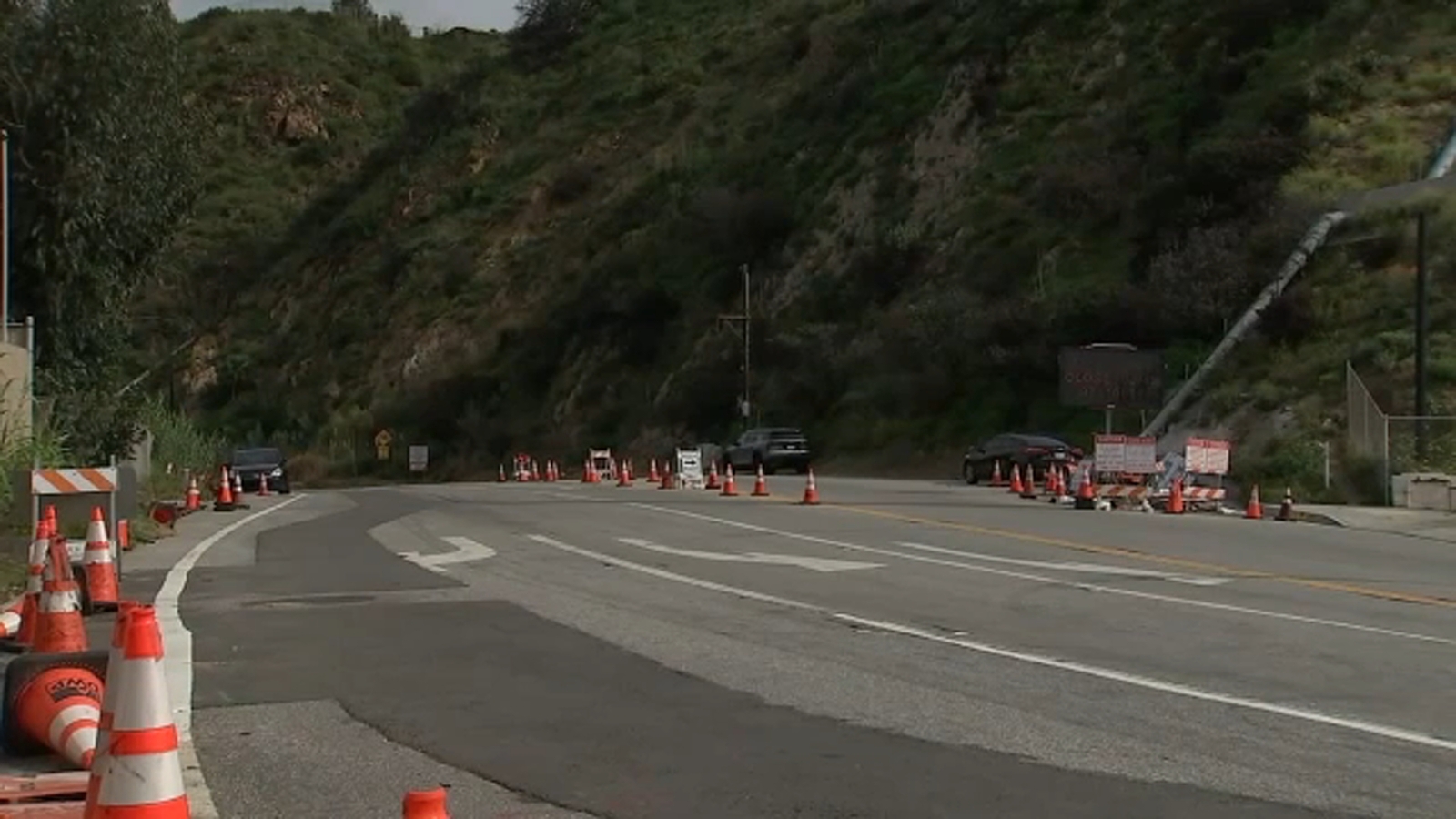 Topanga Canyon businesses brace for storm as road closures disrupt access