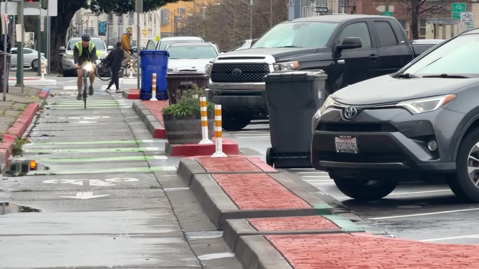 Safe Routes to School: Traffic safety improvements made in Oakland's Chinatown at 10th Street between Madison and Webster