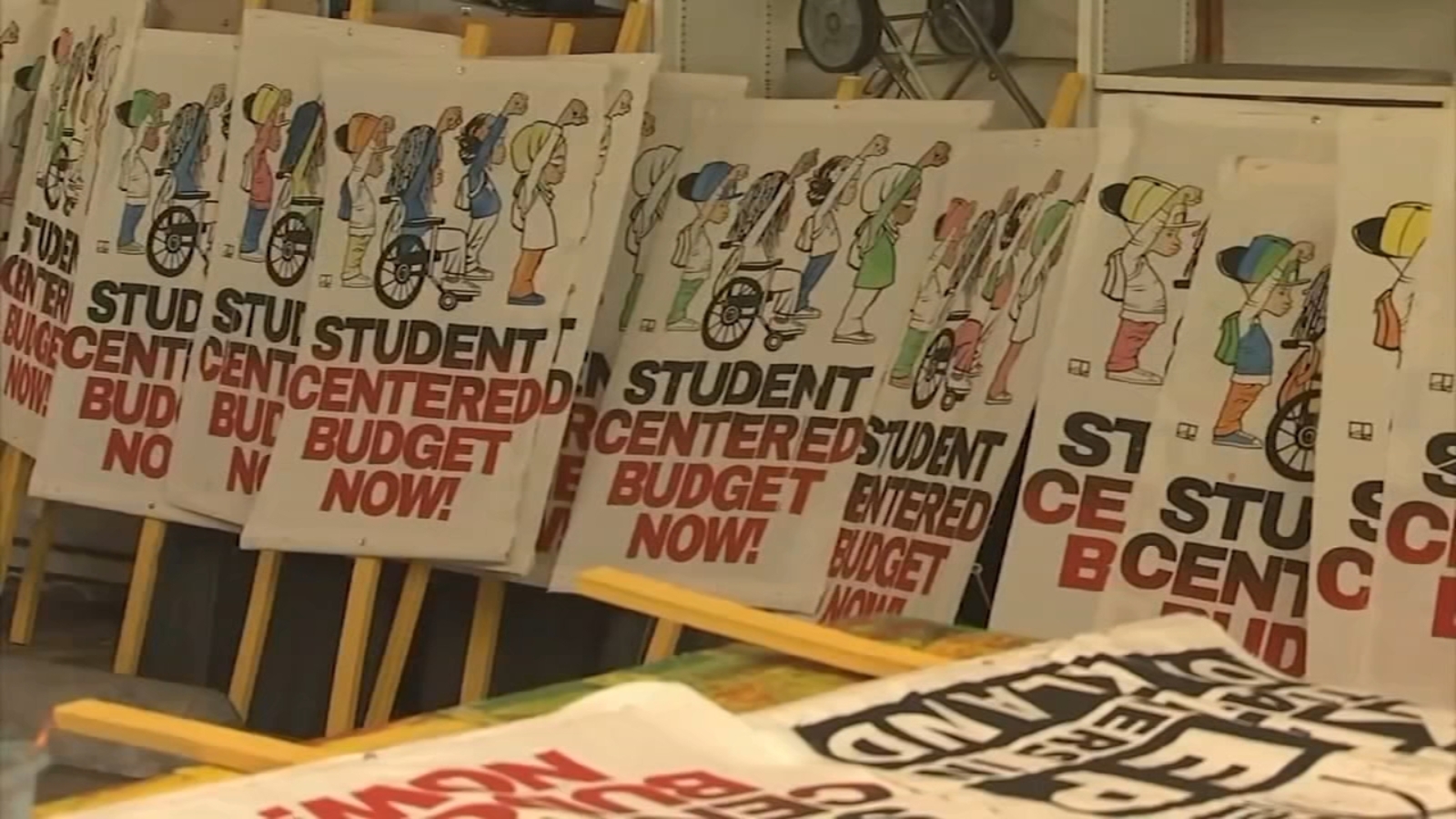 Tentative deal made to avoid Oakland Unified teachers strike, ending nearly yearlong negotiations