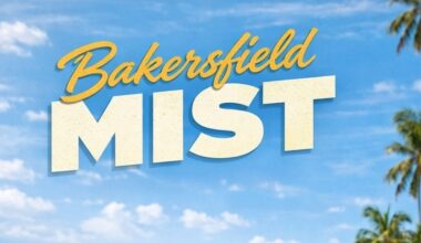 Funny, Moving, Absorbing ‘Bakersfield Mist’ at Pagosa Center for the Arts This Weekend