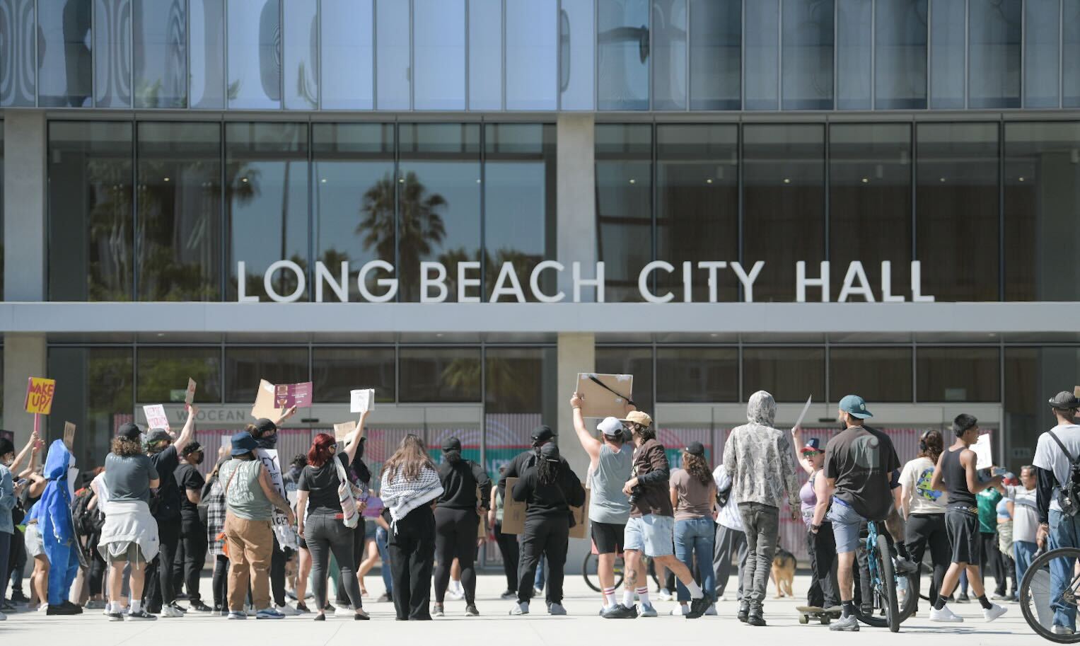 Long Beach City Council calls for impeachment of DHS Secretary Kristi Noem • Long Beach Post News