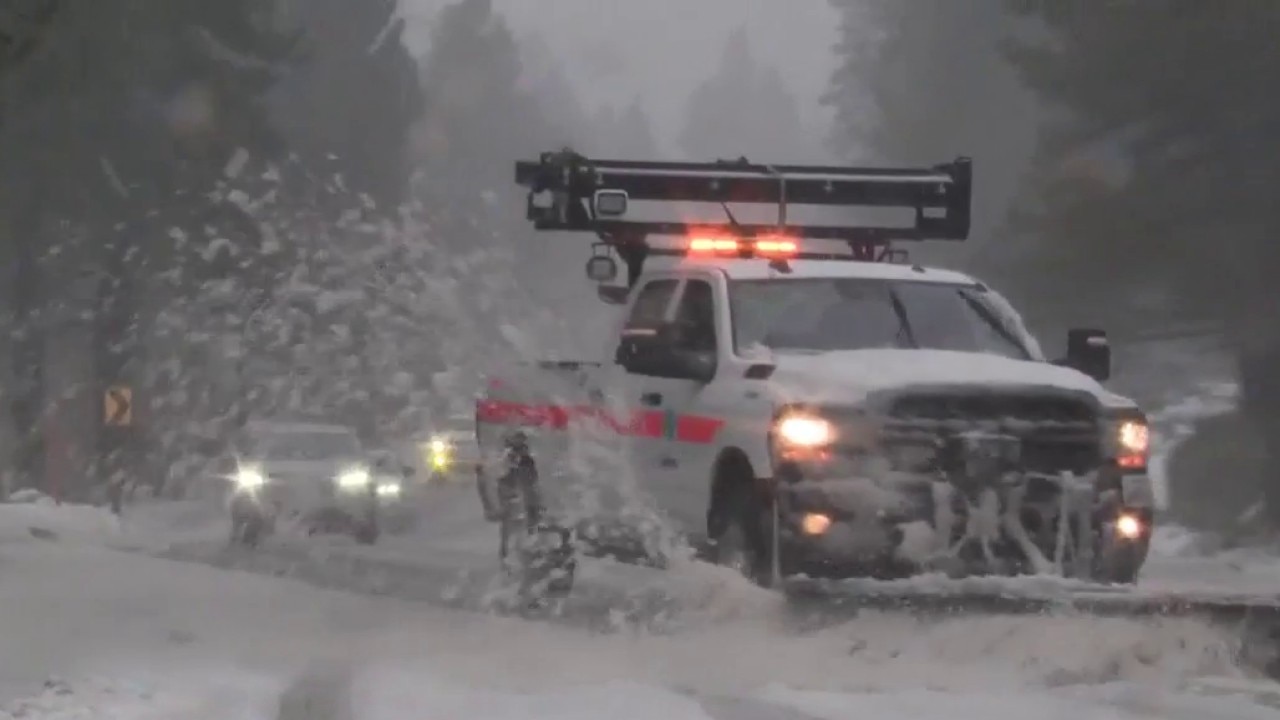 Heavy snow impacting driving conditions in local mountains 