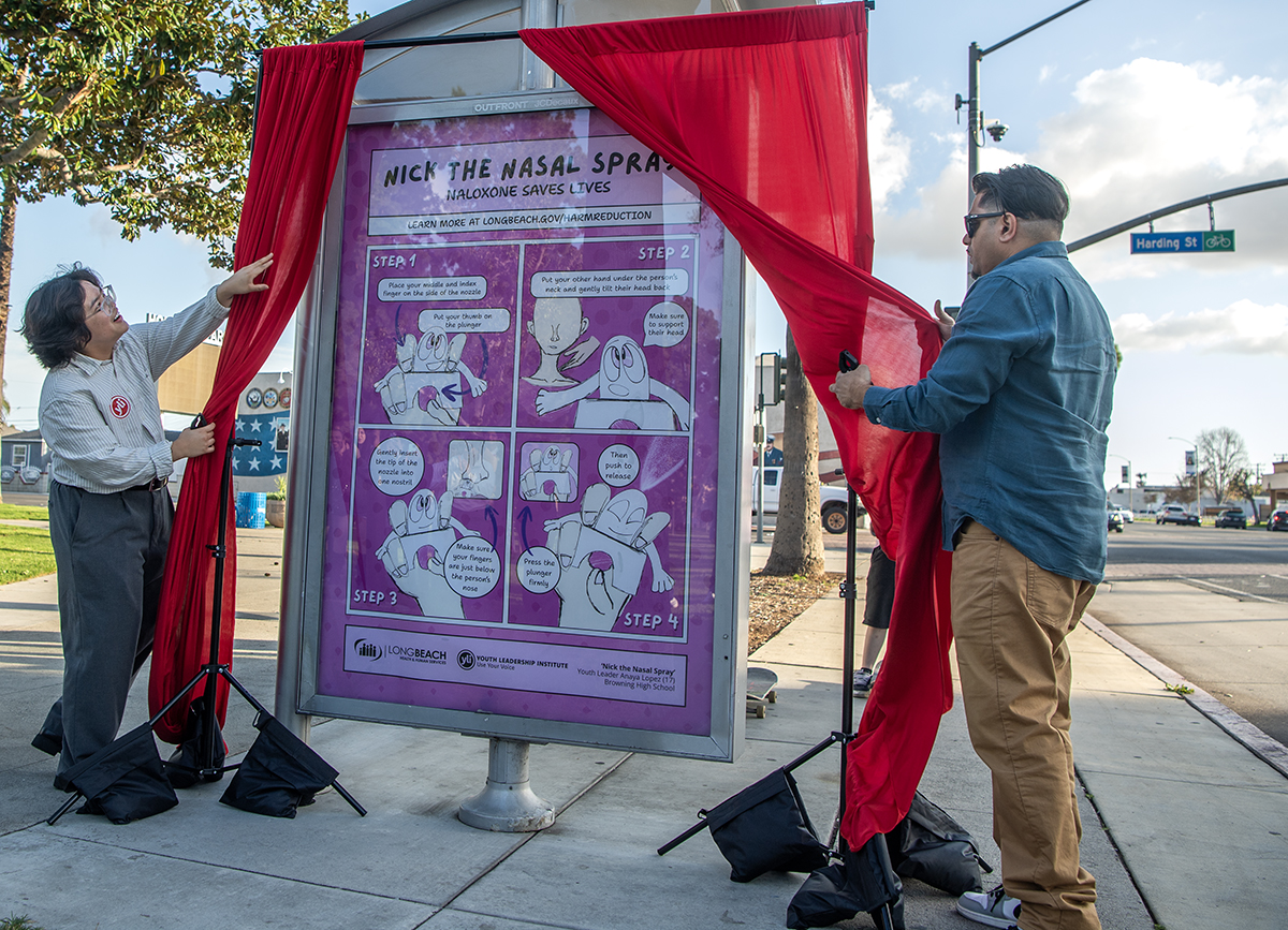 Long Beach bus stations display student-designed PSAs to combat opioid overdoses • Long Beach Post News