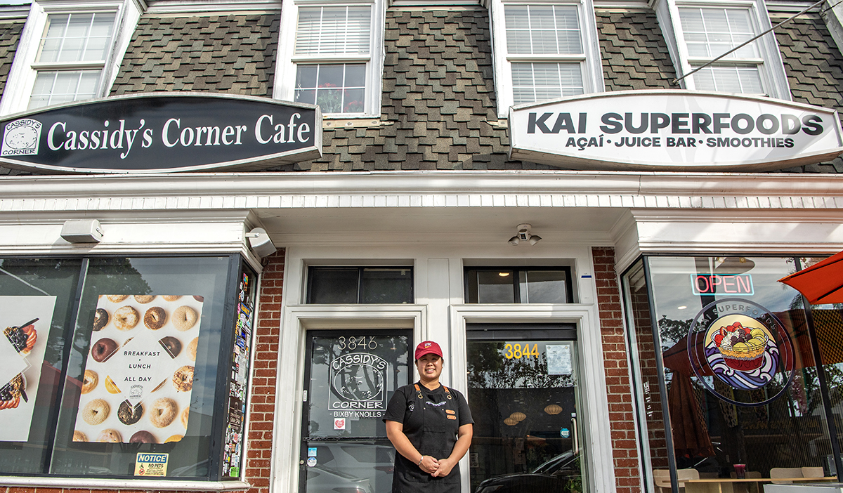 Acai and smoothie bar opens in Bixby Knolls from the owners of Cassidy’s Corner Cafe next door • Eat. See. Do.